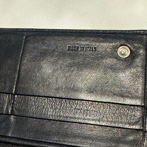 PRADA Vintage Soft Leather Black Snap Long Wallet - Picture 14 of 17